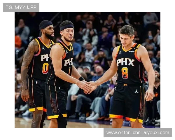 太阳依靠布克穿针引线,对攻战占得上风