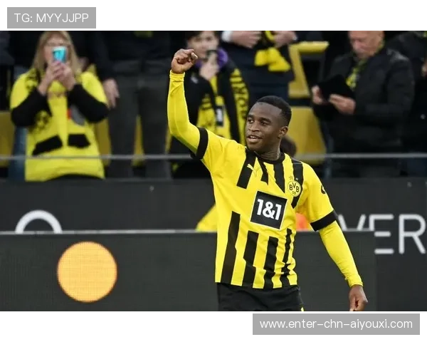 多特穆科科禁区强突打破僵局黄黑军团士气暴涨